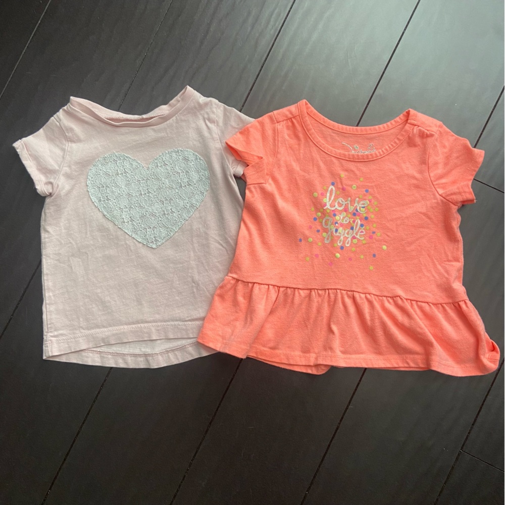 Carter’s & Jumping Beans 2 baby girl t-shirts size 12M EUC